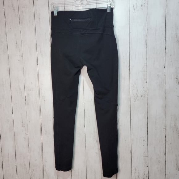 Spanx Shaping Women's Black Poly/Spandex Knit Leggings Pants Zip Pocket Size Med - Picture 9 of 9
